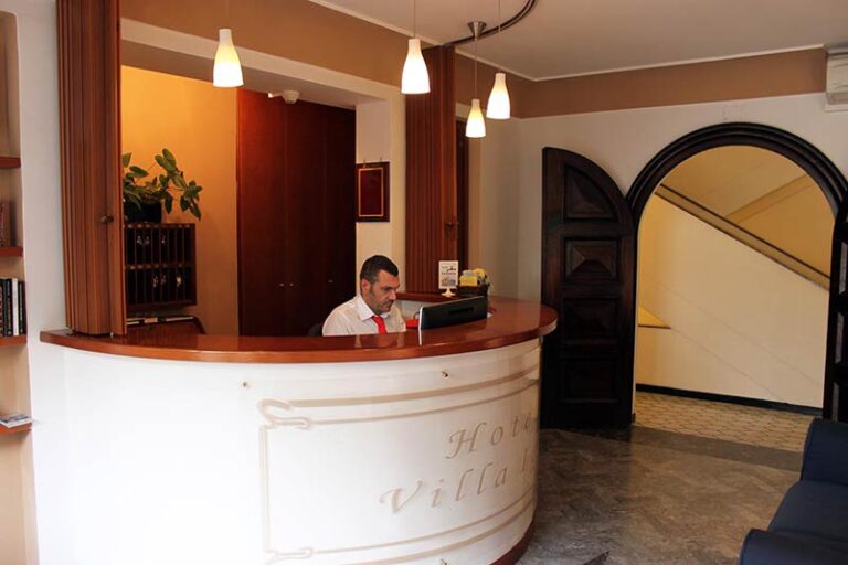 02.reception-02